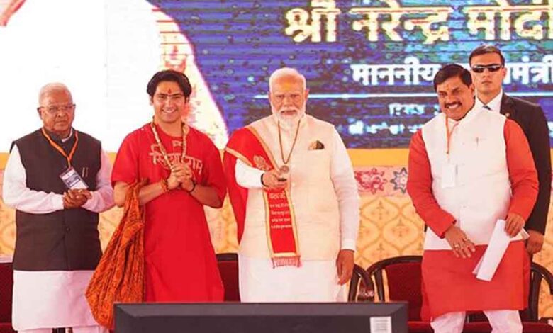 कैंसर अस्पताल में सुविधा से वंचित कैंसर रोगियों को मिलेगा मुफ़्त इलाज: प्रधानमंत्री मोदी