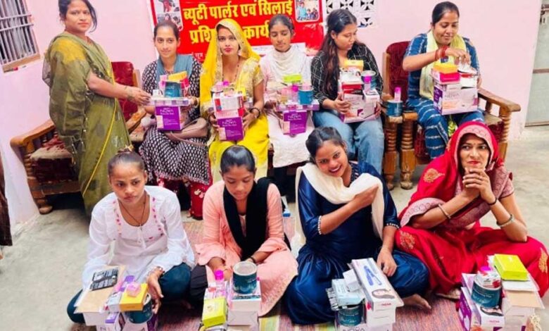 प्रदेश में शहरी क्षेत्र की महिलाओं को रोजगार से जोड़ने के प्रयास
