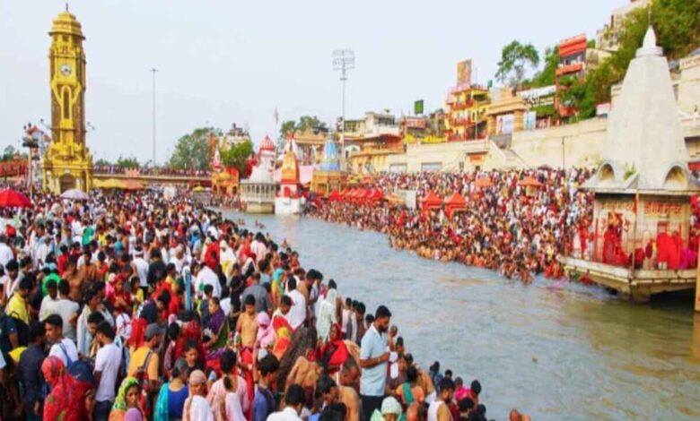 हिंदू धर्म में गंगा दशहरा पर्व का विशेष महत्व, गंगा दशहरा कब है? जानें इस दिन क्या दान करें और क्या नहीं