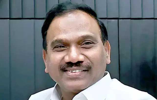 ऊटी स्टेशन से हटाएं हिंदी वाले बैनर्स, तमिल भावनाएं हो रहीं आहत: ए राजा