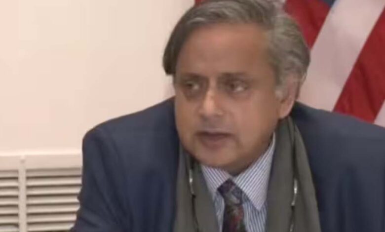 राहुल गांधी के ‘सरेंडर’ वाले विवाद में शशि थरूर की एंट्री, बोले- भारत को किसी तीसरे पक्ष की जरूरत नहीं है…