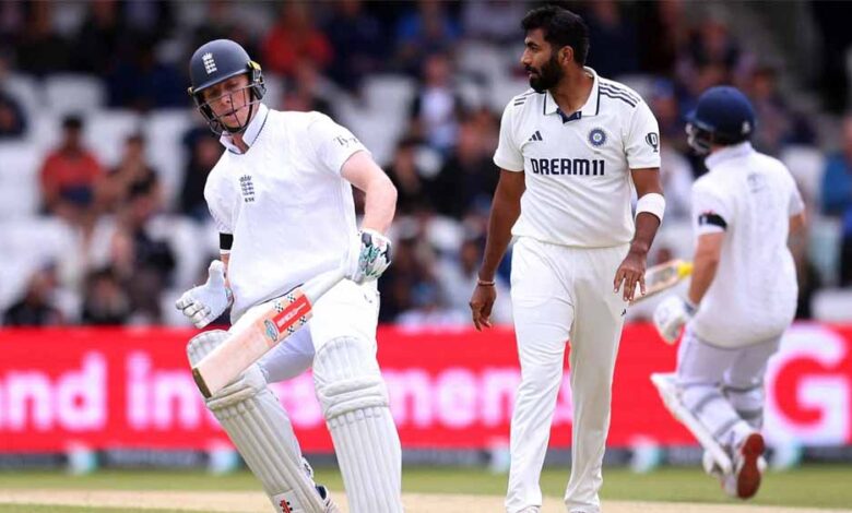 इंग्लैंड को एकमात्र झटका जैक क्रॉली के रूप में लगा, प्रसिद्ध कृष्णा ने भारत को दिलाई पहली सफलता