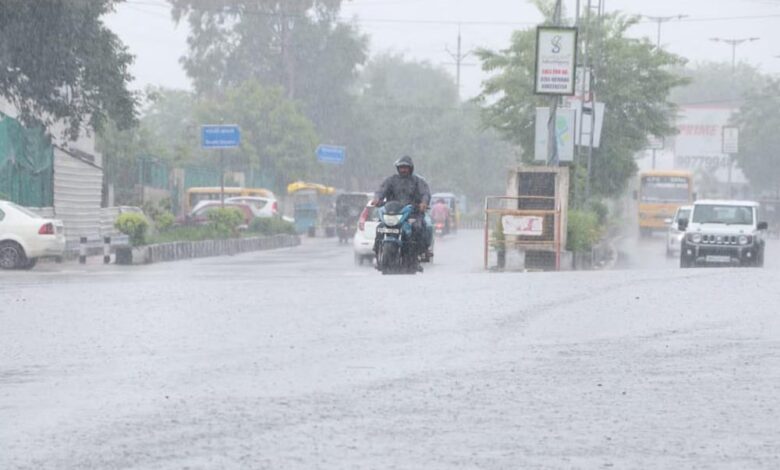 अत्यधिक वर्षा के चलते 30 जुलाई को भोपाल के सभी स्कूलों में रहेगा अवकाश