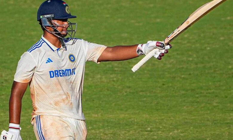 इंग्लैंड के खिलाफ फेल हुए सूर्यवंशी, म्हात्रे की पारी बनी कहर