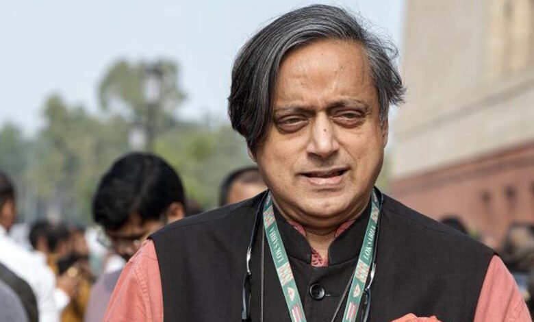 ऑपरेशन सिंदूर पर चर्चा से खुद हटे थरूर, सरकार पर नहीं करना चाहते थे हमला