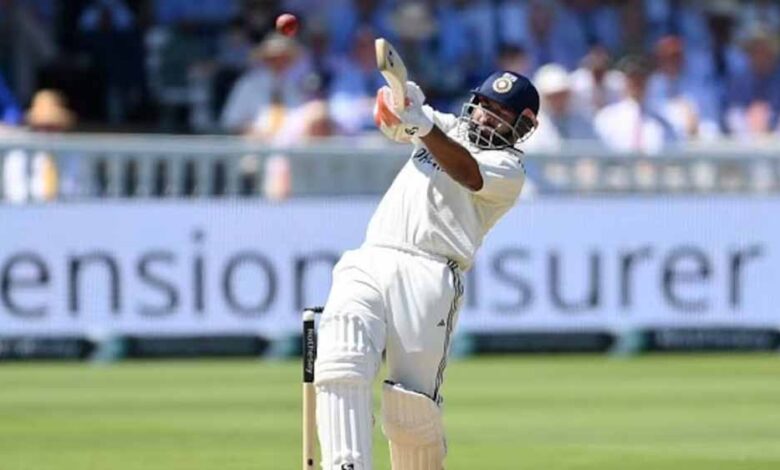 मैनचेस्टर टेस्ट में इतिहास रचने की कगार पर ऋषभ पंत, तोड़ सकते हैं रोहित-सहवाग का रिकॉर्ड