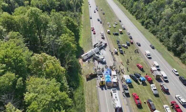 टूरिस्ट बस पलटी, एक भारतीय समेत 5 की मौत, कई घायल – Khabar Jagat