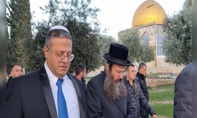 अल अक्सा मस्जिद में इजरायली मंत्री की पूजा पर बवाल, शहबाज शरीफ बोले– ‘ये स्वीकार नहीं’