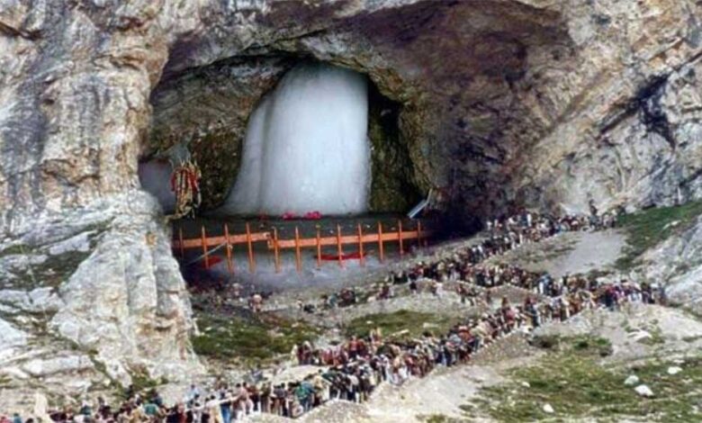 रखरखाव कार्य के कारण रविवार से दोनों मार्गों पर अमरनाथ यात्रा स्थगित