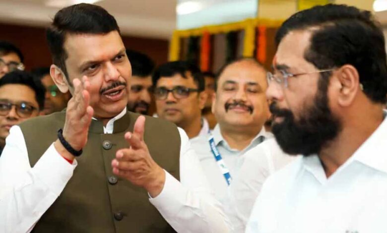 बारिश संकट पर फडणवीस की हाई लेवल मीटिंग, महायुति में फिर शिंदे की गैरमौजूदगी