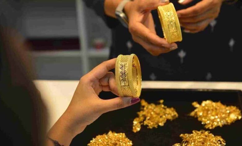भारतीय सर्राफा बाजार में सोने की कीमत में भारी उछाल, 22 कैरेट गोल्ड का रेट भी 1 लाख के पार