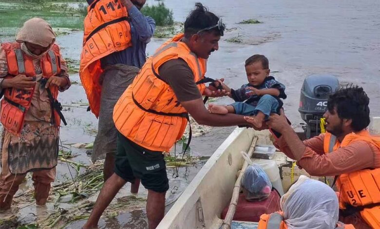 भारत ने बढ़ाया मानवता का परिचय, बाढ़ से पहले डेढ़ लाख लोगों को सुरक्षित निकाला