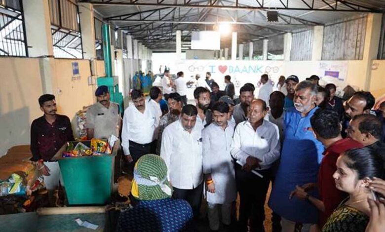 पंचायत एवं ग्रामीण विकास मंत्री पटेल ने ग्राम बांक, इंदौर में एम.आर.एफ. प्लांट का निरीक्षण किया