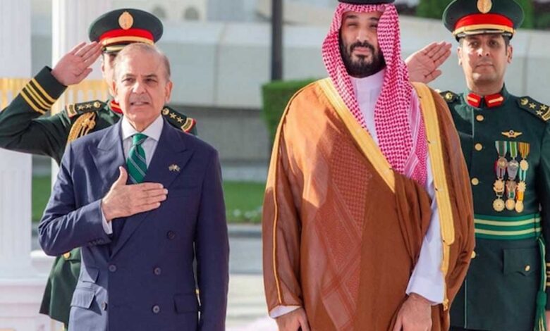 सऊदी और पाकिस्तान में डिफेंस डील, अब एक पर हमला मतलब दोनों पर वार! बदल गया रणनीतिक समीकरण