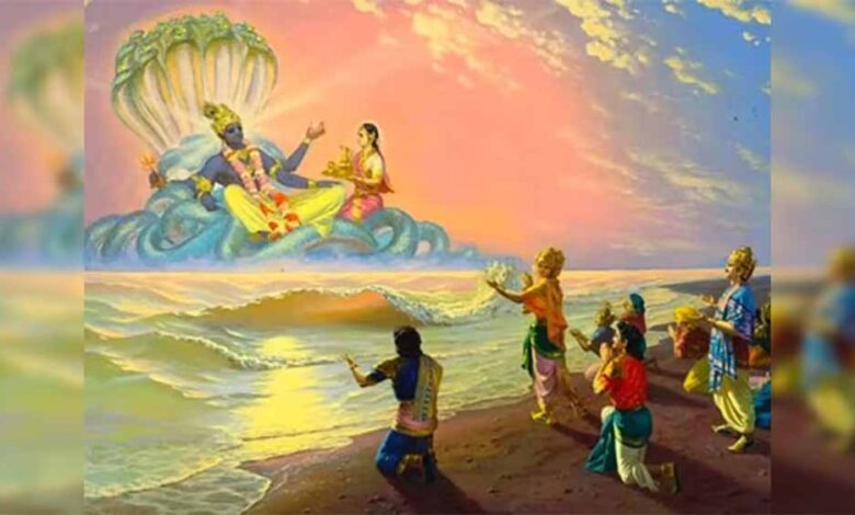 पितृ दोष से परेशान हैं? इंदिरा एकादशी पर अपनाएँ ये आसान उपाय और पितरों का आशीर्वाद पाएं