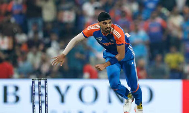 8 महीने बाद अर्शदीप ने किया कमाल, T20 में शतक से तोड़े रिकॉर्ड