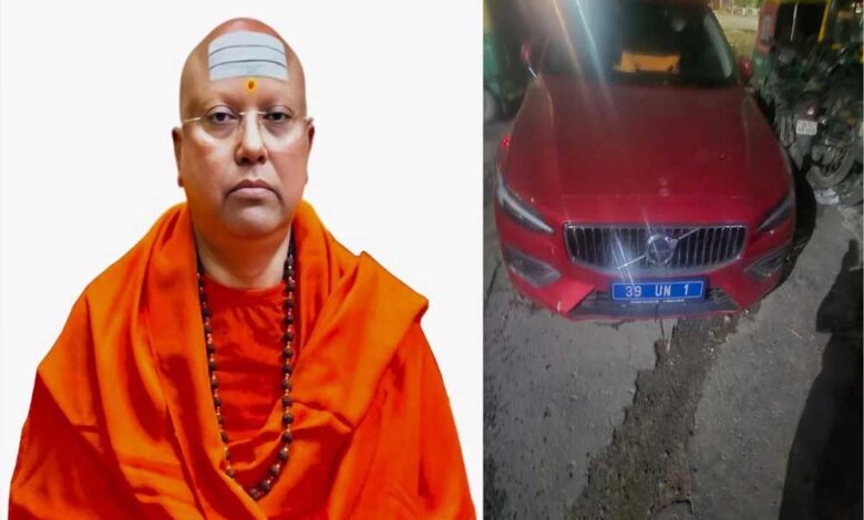 स्वामी चैतन्यानंद पर गंभीर आरोप, लड़कियों ने लगाए शोषण और हिडन कैमरे लगाने के आरोप