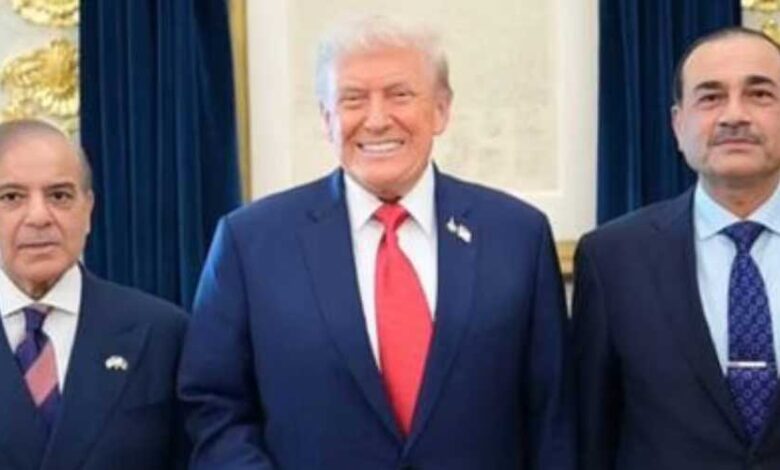 व्हाइट हाउस के बाहर शहबाज और मुनीर की ‘इंतजार कहानी’, अंदर थे ट्रंप!