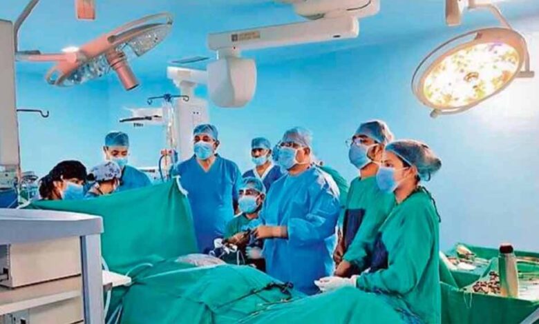 पैर की हड्डी से बनाया नया जबड़ा, युवती की लौटी मुस्कान – Khabar Jagat