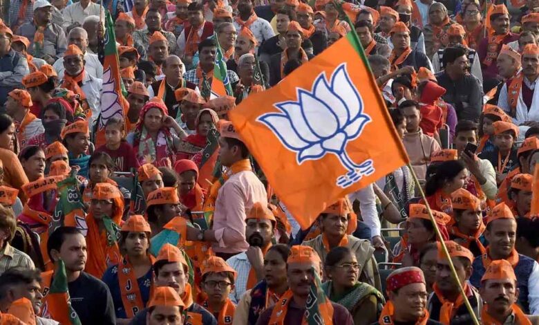 भाजपा नगर कार्यकारिणी में भिड़ंत, 3 महामंत्री पदों के लिए 15 दिग्गज मैदान में