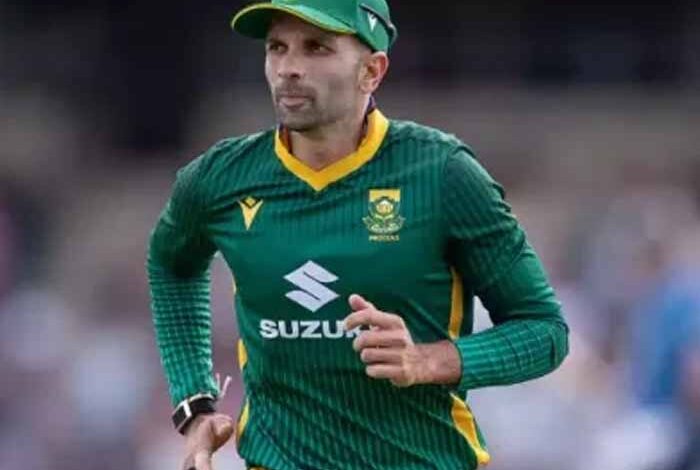 इंग्लैंड के खिलाफ टी.20 सीरीज से बाहर हुए केशव महाराज