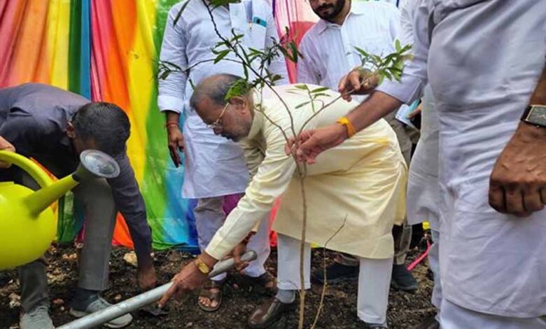सेवा पखवाड़ा का उद्देश्य स्वच्छता, सेवा और सामुदायिक उत्तरदायित्व को प्रोत्साहित करना : मंत्री कुशवाहा
