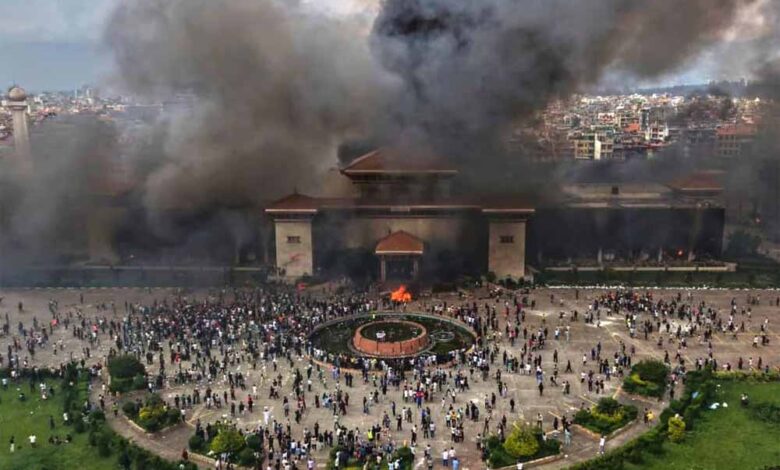 श्रीलंका, बांग्लादेश और नेपाल में अचानक सत्ता पलट, एशियाई देशों की नई ‘कठपुतली’ किसके हाथ में?