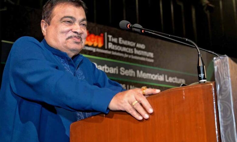 लोगों को बेवकूफ बनाने वाला ही बनता है सबसे अच्छा नेता – Khabar Jagat