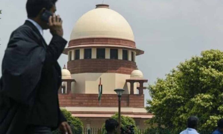 क्या कोई खुद राइफल से सीने में गोली मार सकता है? सुप्रीम कोर्ट ने उठाया सवाल