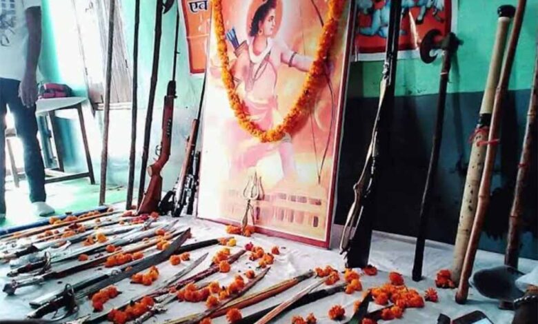 जानें क्यों होती है अस्त्र-शस्त्र की आराधना – Khabar Jagat