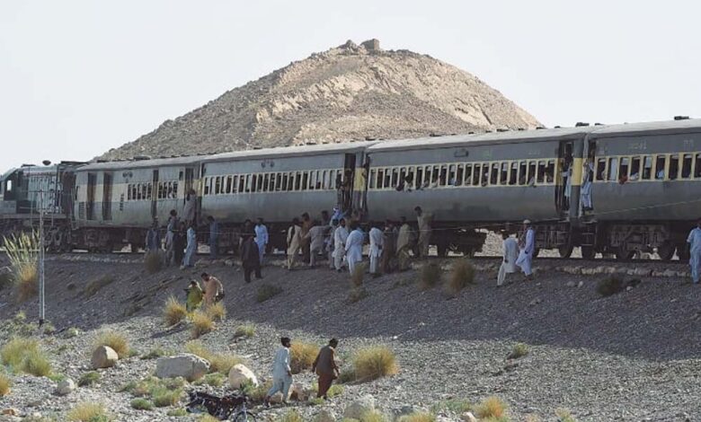 पाकिस्तान में फिर जाफर एक्सप्रेस पर हमला, बलूच विद्रोहियों ने हमले जारी रखने की दी चेतावनी