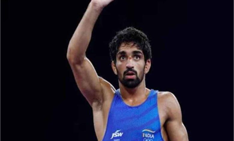 ओलंपिक कांस्य पदक विजेता अमन सहरावत पर लगा 1 साल का प्रतिबंध