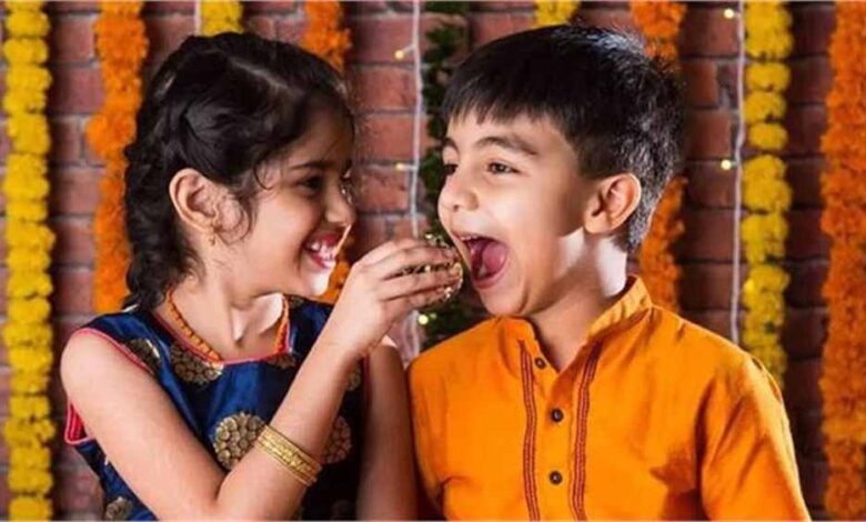 सिर्फ 2 घंटे 15 मिनट का शुभ मुहूर्त, जानिए सही दिशा और तिलक का तरीका – Khabar Jagat