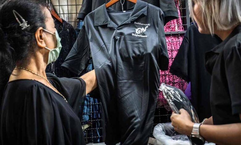 काले कपड़ों पर लगा बैन! जानिए किस देश में अचानक मच गई किल्लत और क्यों दिया गया खास आदेश