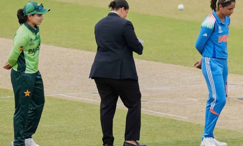 टीम इंडिया के साथ टॉस पर गड़बड़ी? मैच रेफरी के फैसले से पाकिस्तान को मिला फायदा