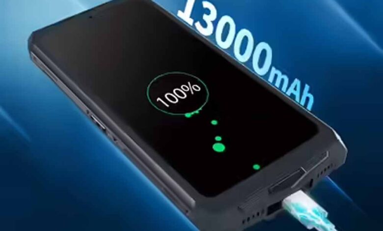 स्मार्टफोन की बड़ी बैटरी का सच: क्या वाकई चलती हैं ज्यादा देर?