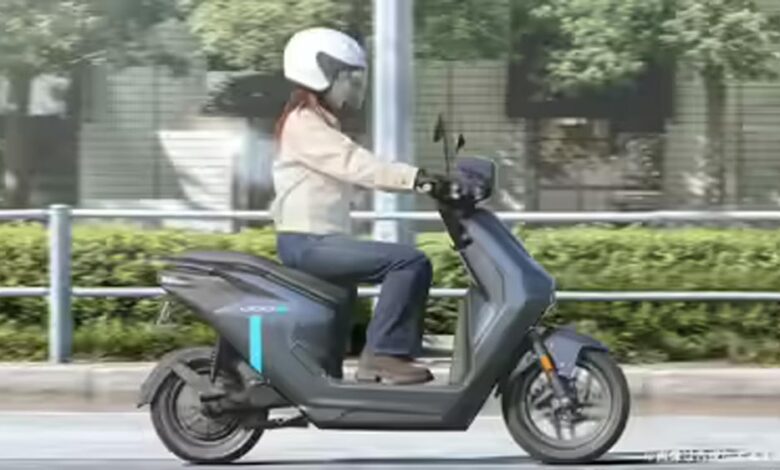 Yamaha ने लॉन्च किया नया इलेक्ट्रिक स्कूटर Jog E, फुल चार्ज में 53 किमी की रेंज