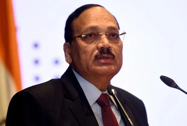 Netflix–YouTube के 18+ कंटेंट पर आधार वेरिफिकेशन की सलाह, CJI सूर्यकांत का बड़ा सुझाव—क्या सरकार मानेगी?