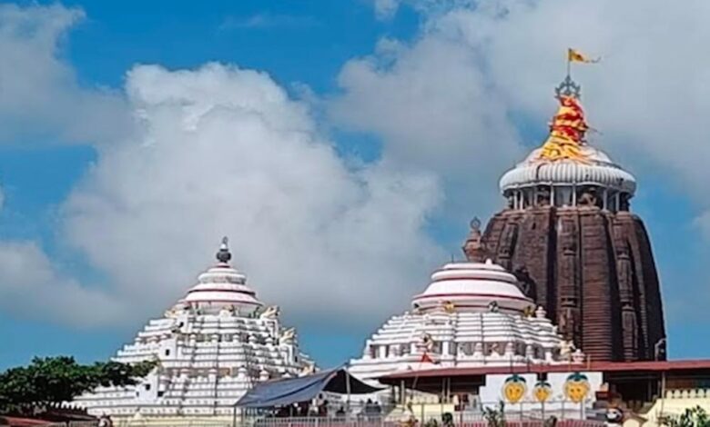 जगन्नाथ मंदिर का झंडा हवा के विपरीत क्यों लहराता है? खुला रहस्य