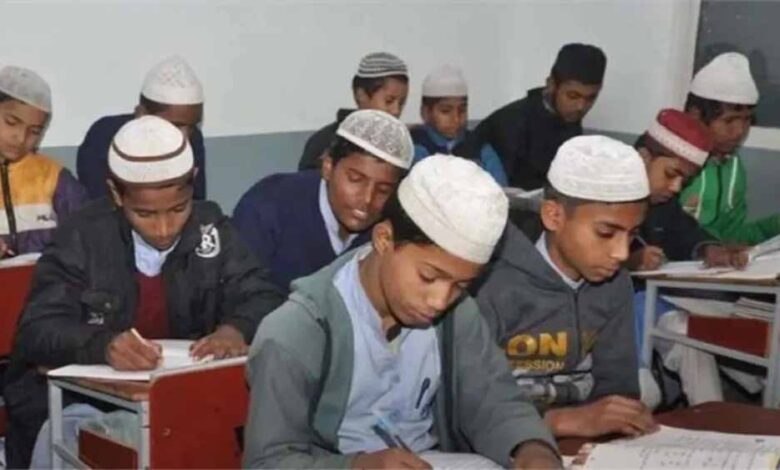 अब जुमे की नमाज के दिन नहीं मिलेगी छुट्टी – Khabar Jagat