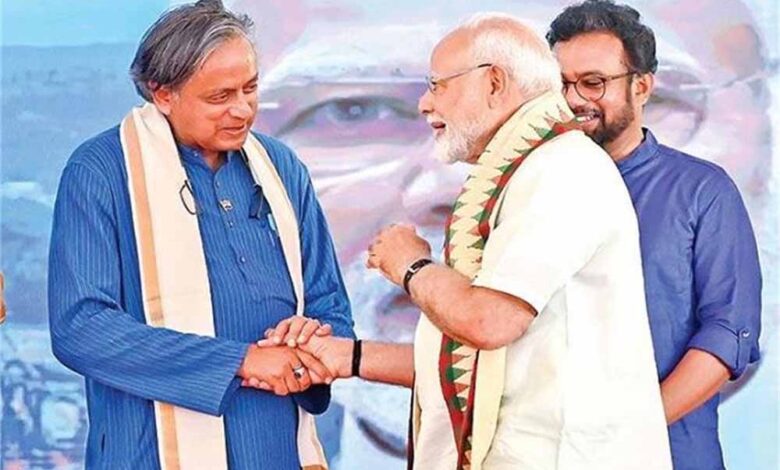 PM मोदी की तारीफ कर फंसे शशि थरूर? कांग्रेस में मच गई खलबली