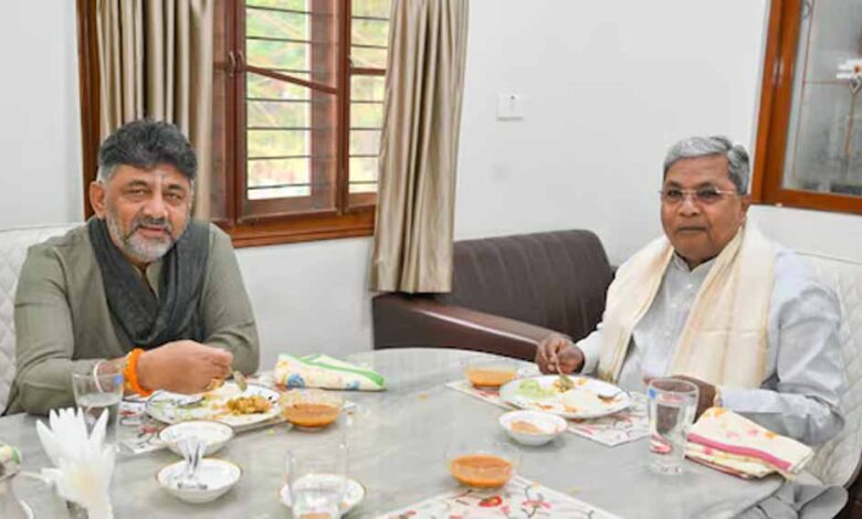 सिद्धारमैया बोले—DK शिवकुमार से कोई मतभेद नहीं, 2028 चुनाव में मिलकर लड़ेंगे