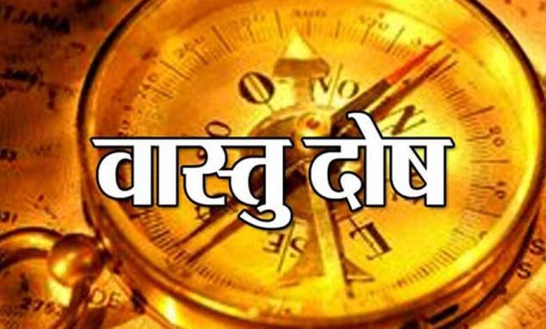 OMG! क्या आपकी Sharing की आदत बना रही है आपको कंगाल? जानें वास्तु का सच