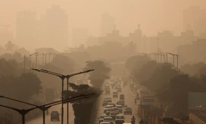 मुंबई में बढ़ा प्रदूषण, GRAP 4 लागू; जानें नई पाबंदियों का असर