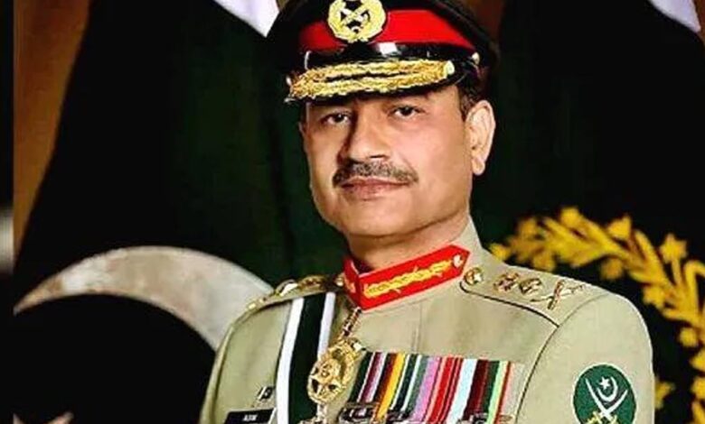 आसिम मुनीर को पाकिस्तान में बड़ा झटका, शहबाज ने CDF नोटिफिकेशन पर रोक लगाई