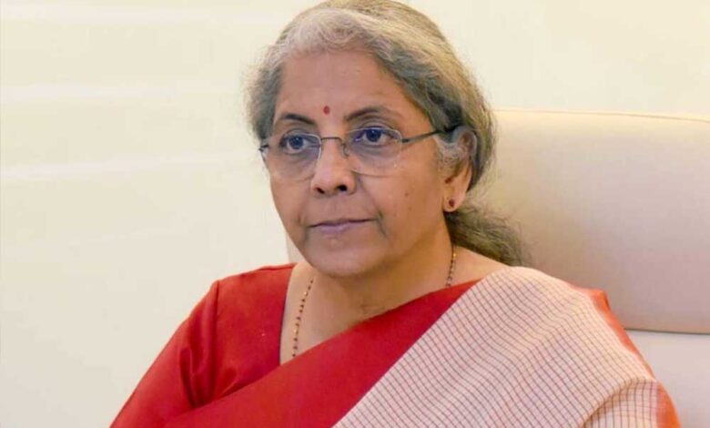 इनकम टैक्स के बाद अब कस्टम्स सिस्टम पर सरकार का फोकस, वित्तमंत्री ने बजट में बदलाव का संकेत दिया