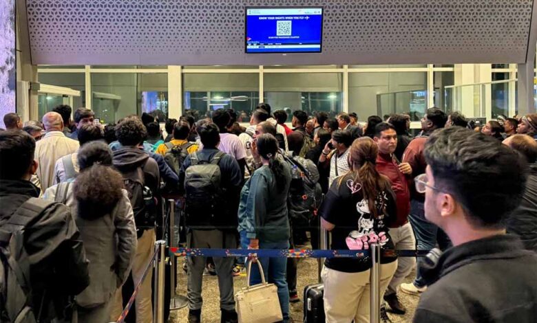 देशभर के एयरपोर्ट्स पर हंगामा, आखिर क्यों बिगड़ी ऑपरेशन की चेन? – Khabar Jagat