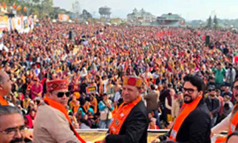 राधे-राधे की गूंज के बीच सुक्खू सरकार पर बड़ा प्रहार – Khabar Jagat