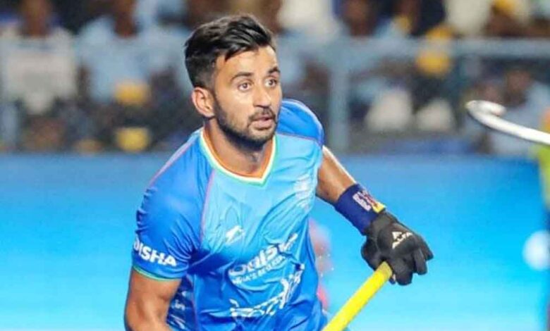 मनप्रीत सिंह समेत तीन हॉकी खिलाड़ी टीम से बाहर, चयन पर उठे सवाल – Khabar Jagat