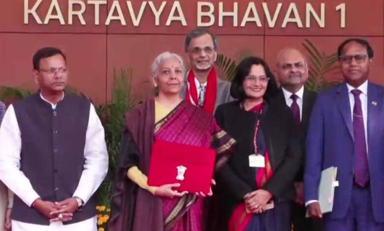 सड़क-रेल-मेट्रो के लिए रिकॉर्ड फंडिंग, ₹12.20 लाख करोड़ कैपेक्स से छोटे शहरों को मिलेगी नई रफ्तार – Khabar Jagat